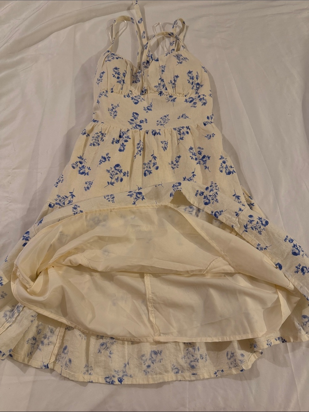 Hollister Cream Mini Dress with Blue Floral Print - Picture 4 of 4
